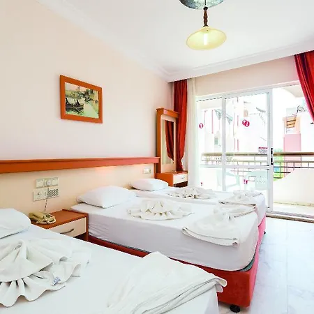 Burak Oda ve Kahvaltı Didim