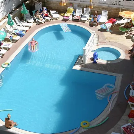 Burak Bed & Breakfast 2*